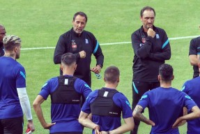 易游体育公司-欧国联比赛乌克兰不敌奥地利,客场遭遇失利的原因