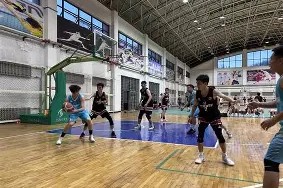 易游体育集团-辽宁男篮喜获胜利，继续领跑积分榜(2020一2021辽宁男篮现在成绩)