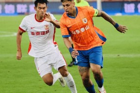 易游体育部门-足球教练团队再添新成员，战术调整或将带来新突破(足球教练名单大全)