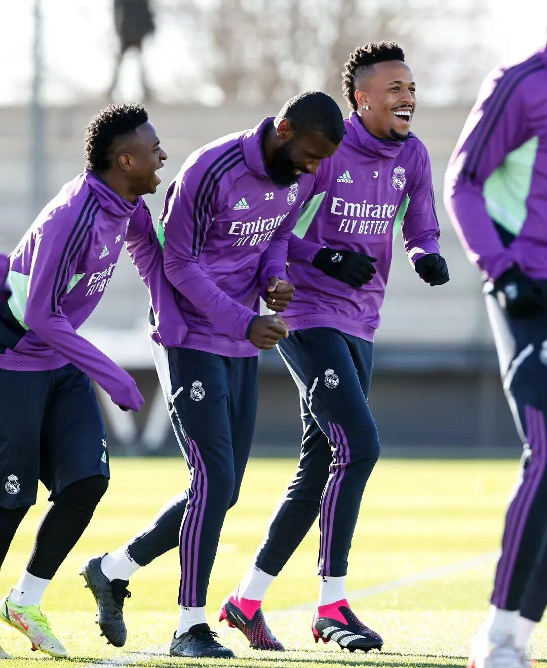 惊险逆转！塞维利亚战胜比利亚雷尔的简单介绍